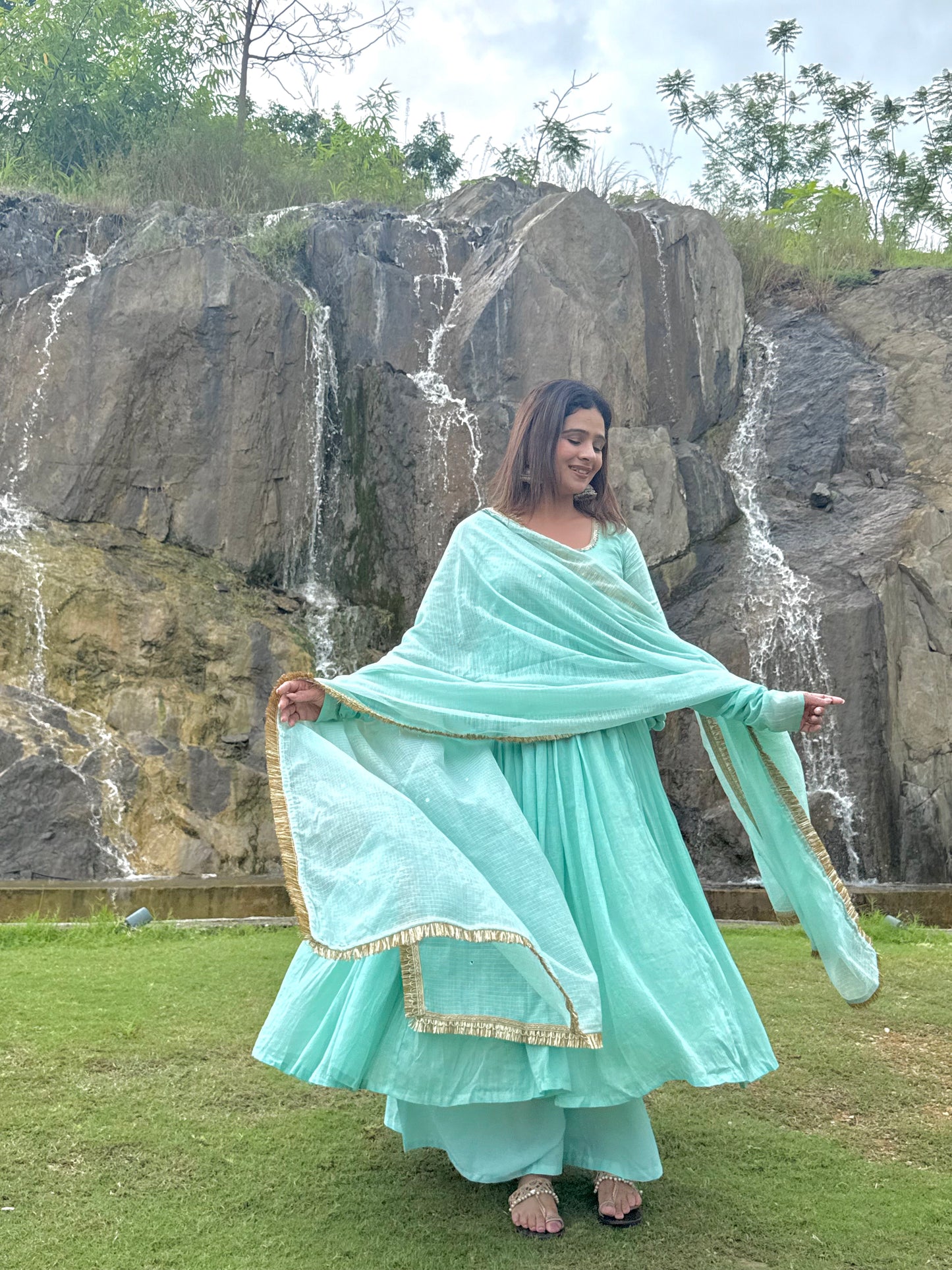 Kasturi Suit Set