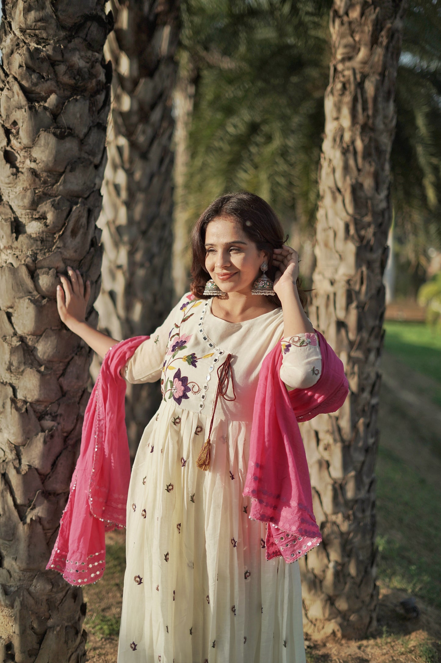 Atmika Suit Set (kurta and dupatta)