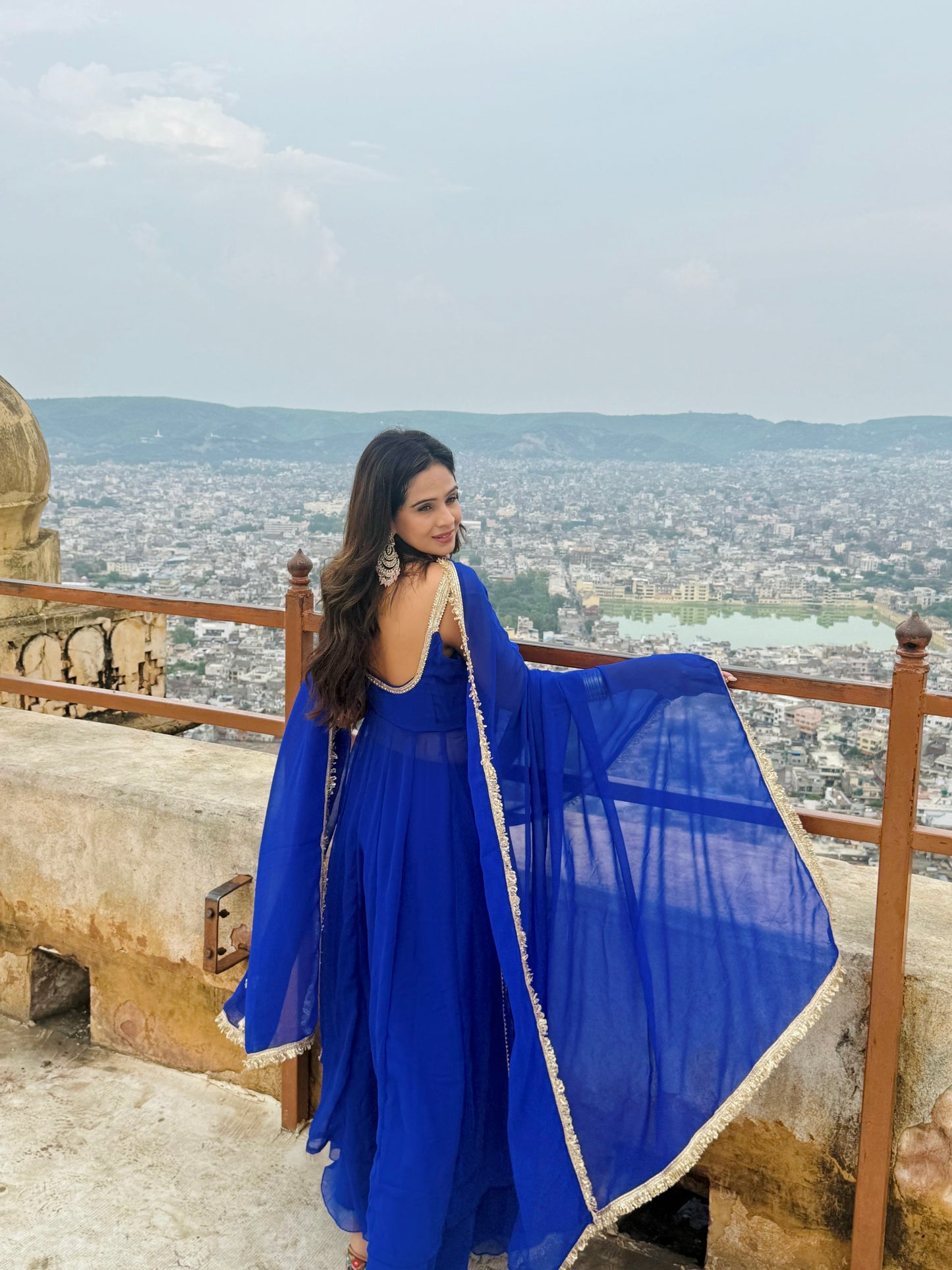 Mehwish Suit Set