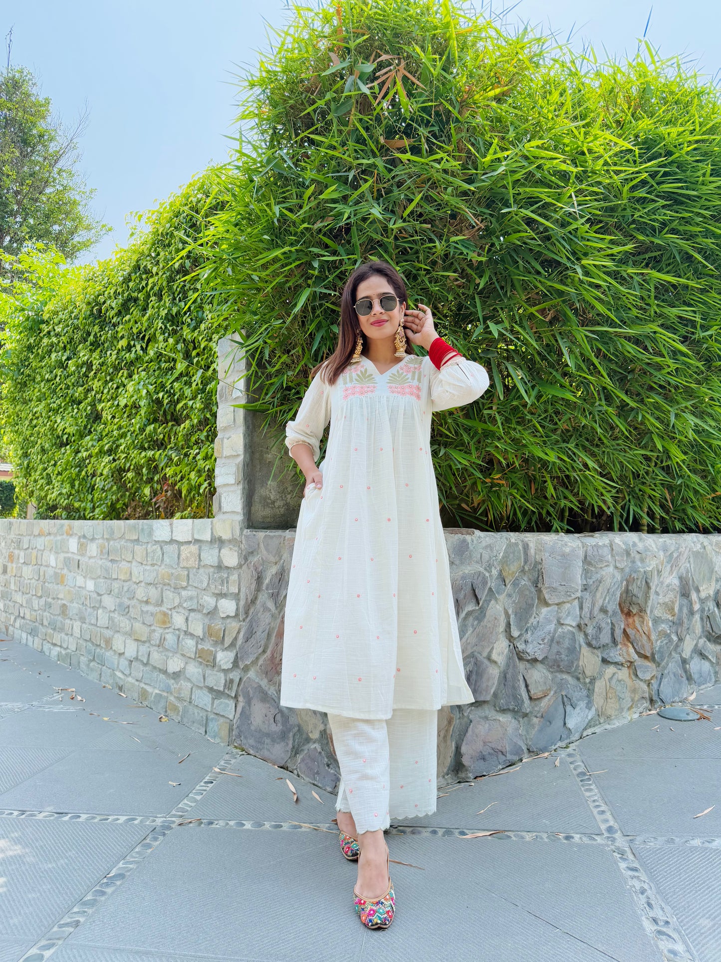 Arohi Suit Set