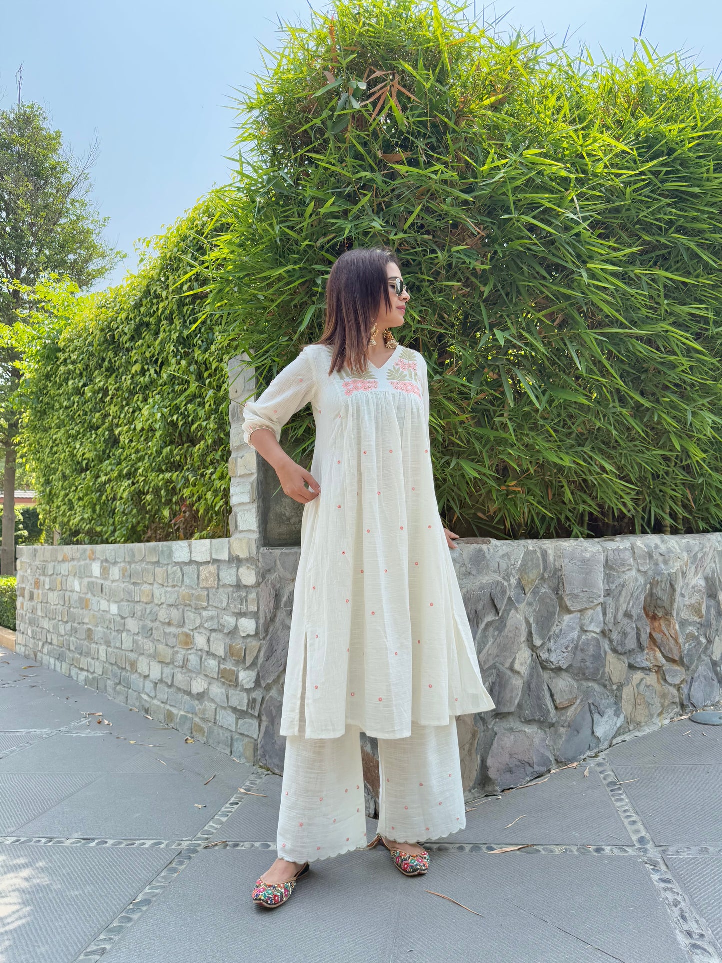 Arohi Suit Set
