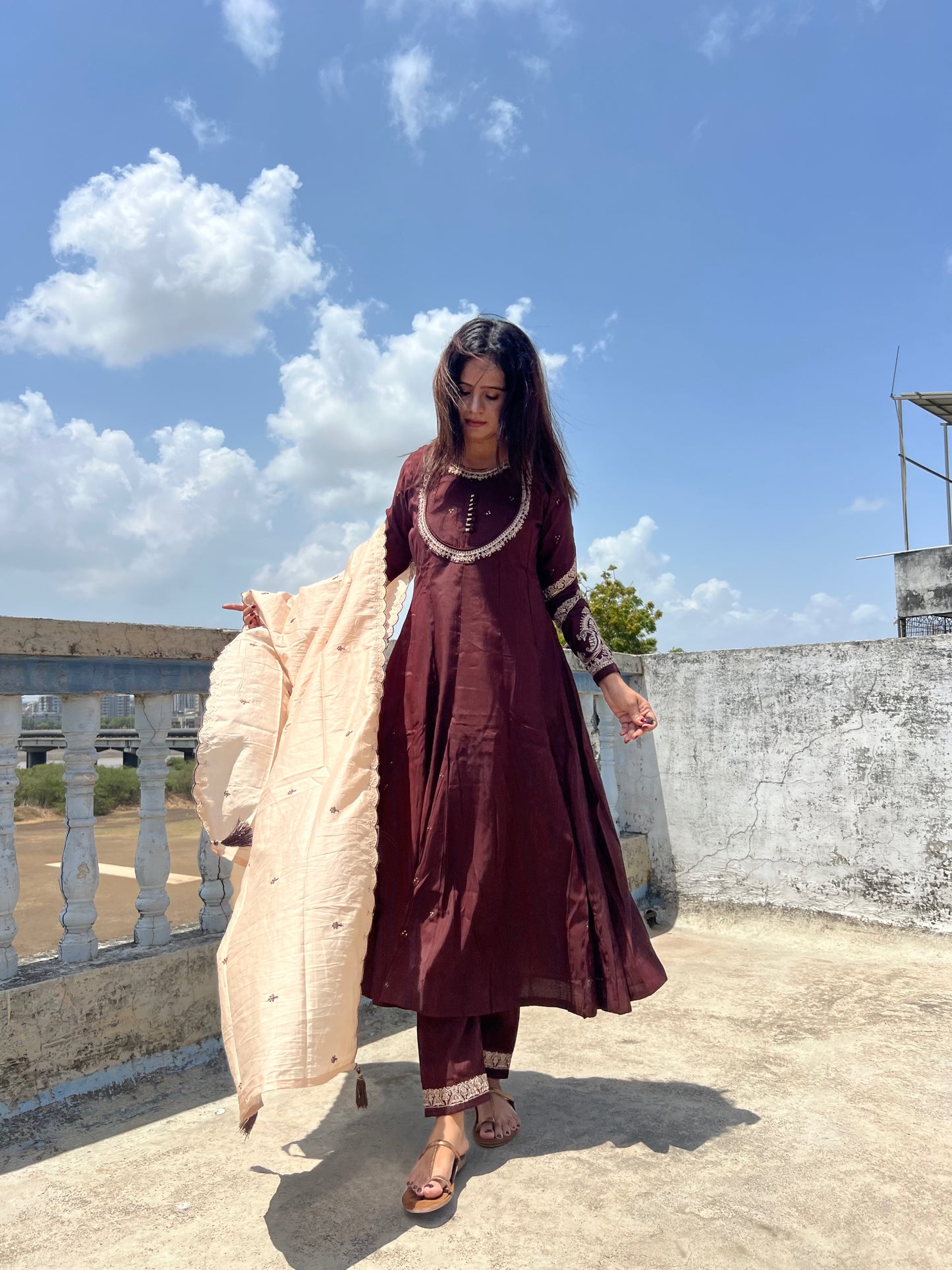 Toral Suit Set