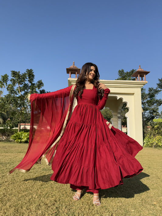 Manjiri Suit Set