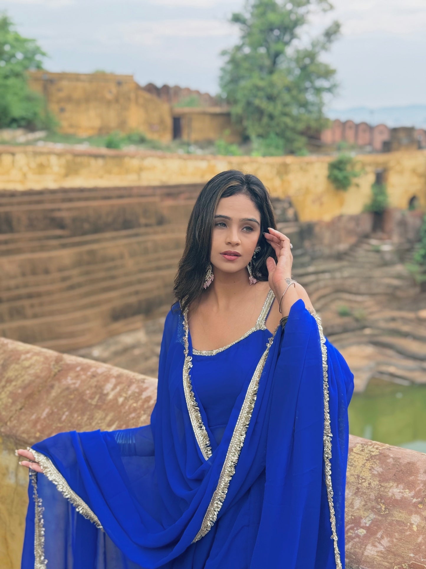 Mehwish Suit Set