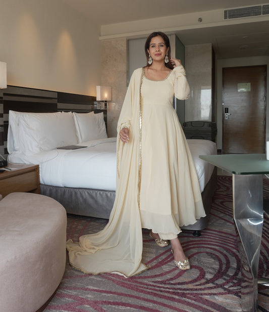 Swarna Suit Set