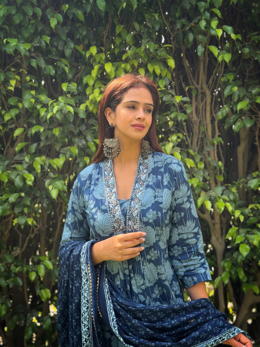 Aasma Suit Set