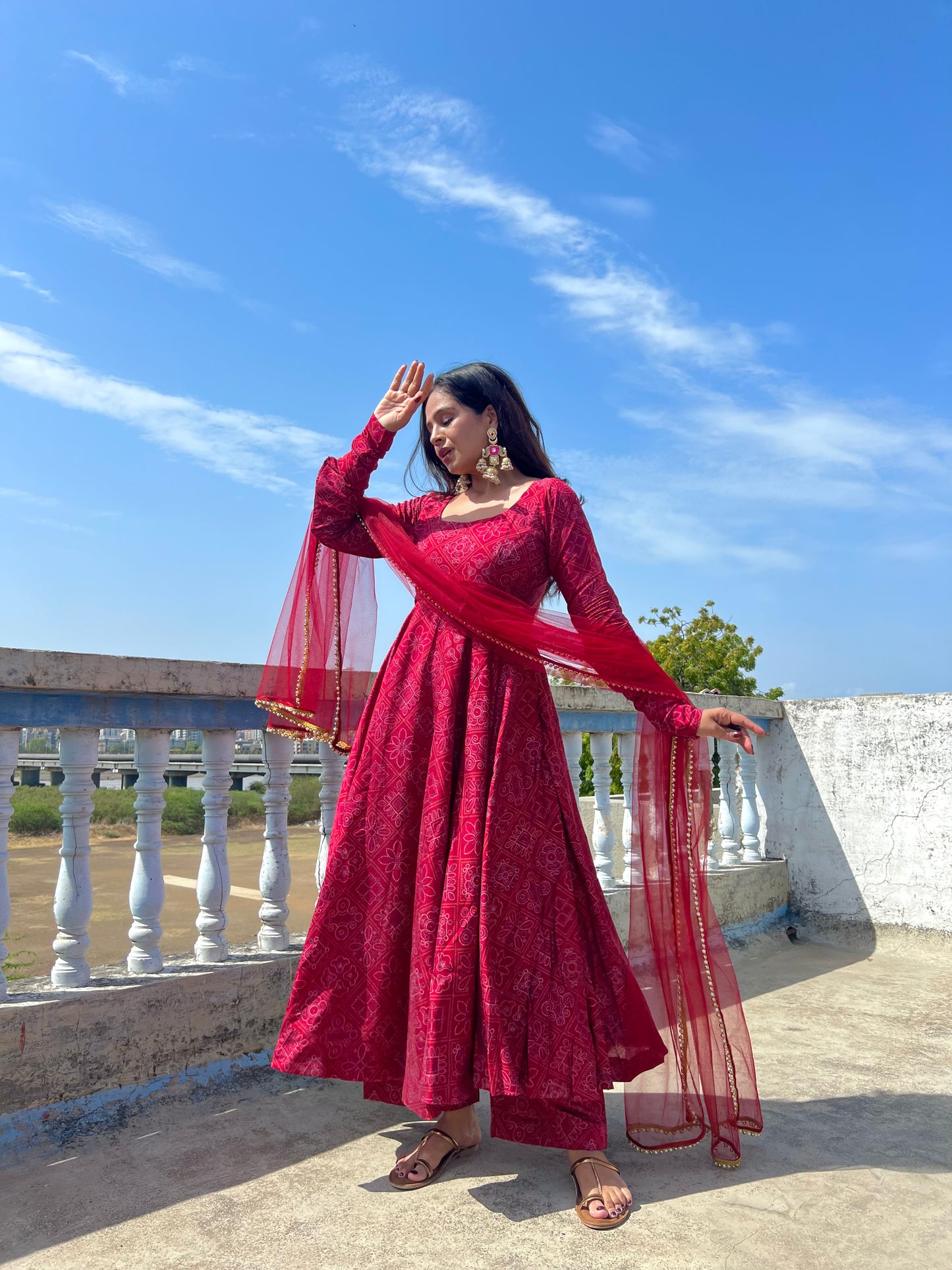 Stuti Suit Set